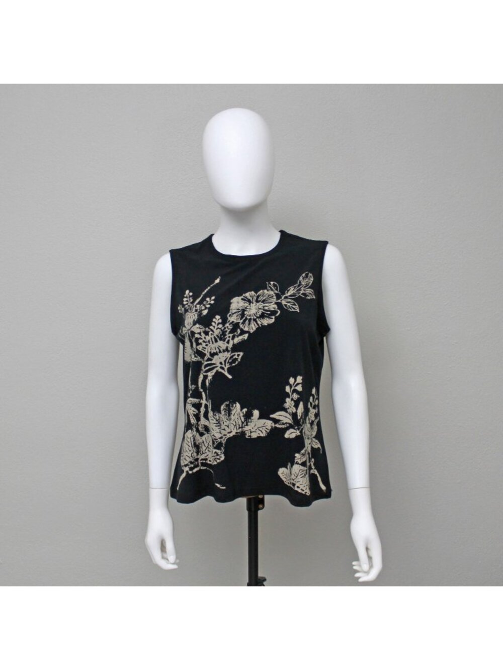 VAN HEUSEN Women Tops Blouses Black Print Size M